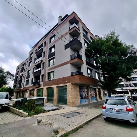 Best Family Apartments & Private Parking София Екстериор снимка