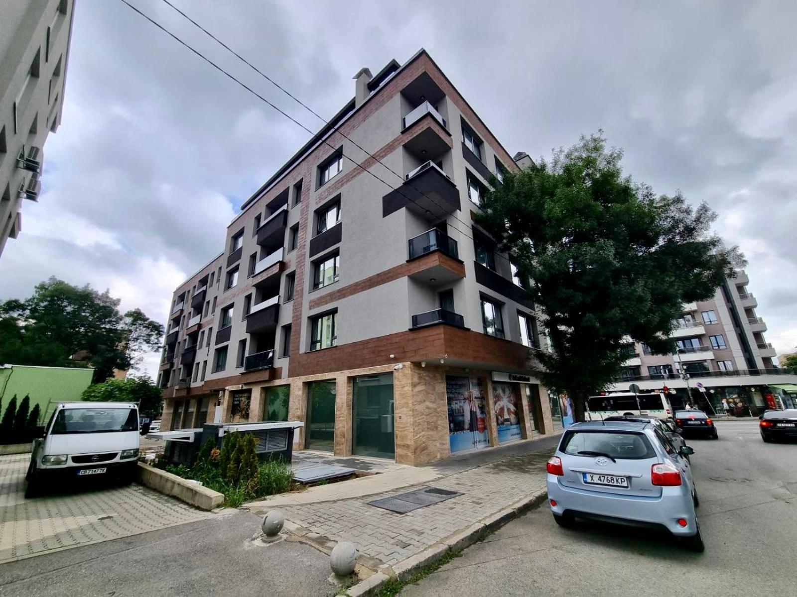 Best Family Apartments & Private Parking София Екстериор снимка