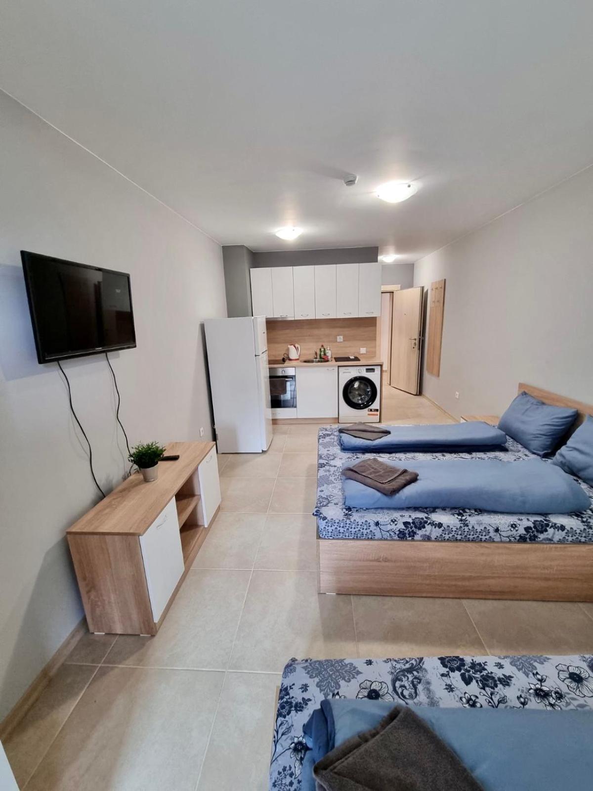 Best Family Apartments & Private Parking София Екстериор снимка
